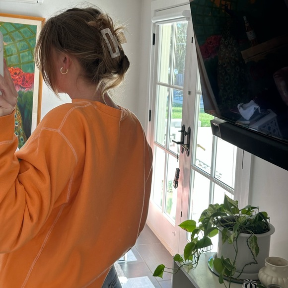 SHADOW HILL ORANGE CREWNECK - Picture 2 of 3